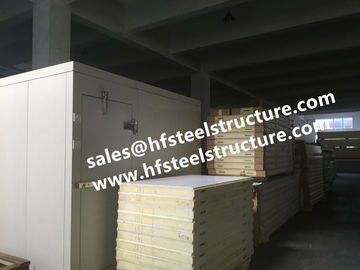 Cina Pannello materiale della cella frigorifera del poliuretano della parete d'acciaio per conservazione frigorifera ed il congelatore fornitore