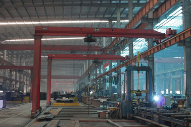 Cina Costruzione leggera prefabbricata della costruzione di montaggi dell'acciaio per costruzioni edili fornitore