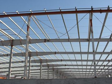 Cina Costruzioni d'acciaio industriali del metallo leggero usate come la tettoia e stoccaggio dell'acciaio fornitore