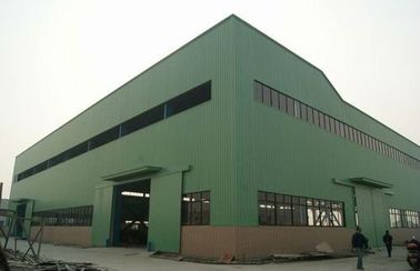 Cina costruzioni d'acciaio industriali di Pre-ingegneria con il trattamento della pittura e di galvanizzazione fornitore