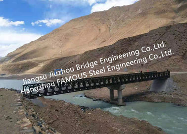 Cina Ponte d'acciaio prefabbricato di Bailey per il ponte portatile dell'acciaio per costruzioni edili di progetto di tutela dell'acqua con i pilastri sostenenti fornitore