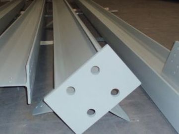 Cina Colonna galvanizzata elettrica di montaggi professionali dell'acciaio per costruzioni edili fornitore
