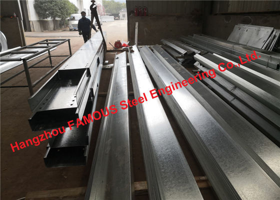 Cina Purlins d'acciaio galvanizzati Cee Channel con le strutture della balaustra della lega di alluminio 5052-H36 fornitore