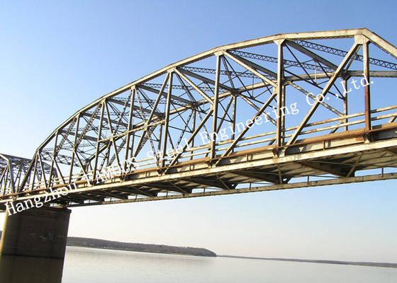 Cina Il montaggio AASHTO ASTM AISI AWS D1.5 del ponte di acciaio per costruzioni edili della capriata ha certificato fornitore