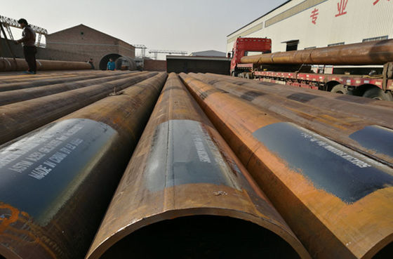 Cina Tubi d'acciaio standard di ASTM A252 che accatastano i tubi per le costruzioni porto/del ponte fornitore