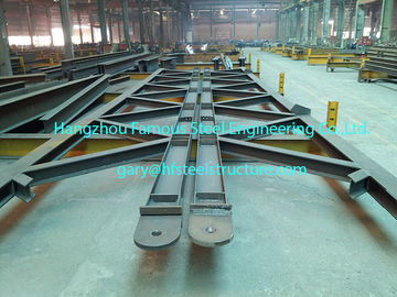 Cina Le costruzioni d'acciaio industriali ad intelaiatura d'acciaio hanno galvanizzato i Purlins/Girts di ASTM A36 fornitore
