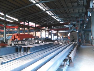 Cina Tettoia industriale curva magazzino prefabbricato dell'acciaio per costruzioni edili del tetto fornitore