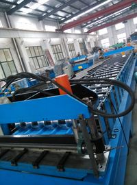 Cina Rotolo ondulato della lamiera di acciaio che forma pannello solare a macchina per costruzione fornitore