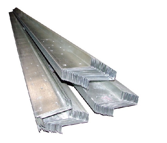 Purlins d'acciaio galvanizzati sezione Comune-usati di Z e di C per i rivestimenti del tetto e del lato della correzione 4