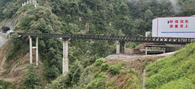 ultime notizie sull'azienda Parecchio Bailey Bridges d'acciaio è stato completato nella linea del Sichuan-Tibet  1