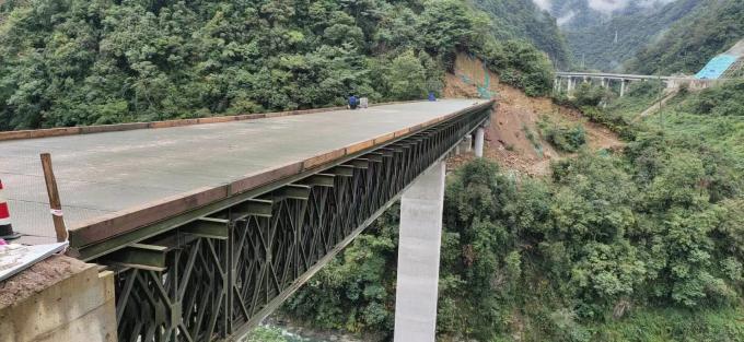 ultime notizie sull'azienda Parecchio Bailey Bridges d'acciaio è stato completato nella linea del Sichuan-Tibet  2