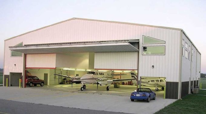 Hangar per aerei d'acciaio prefabbricati su misura con il risparmio di lavoro 0