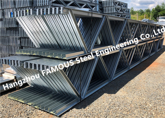 Cina Travetti d'acciaio fabbricati su misura Q345B per il pavimento di calcestruzzo di Decking del metallo fornitore