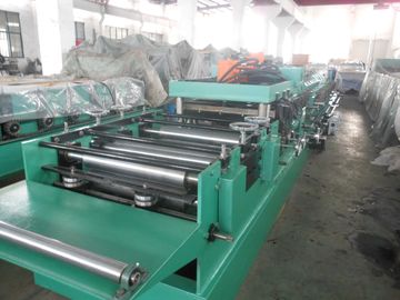 Cina Il Purlin di Z lamina a freddo la formazione della macchina per l'acciaio galvanizzato con idraulico fornitore