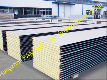 Cina Immagazzini gli strati del tetto del metallo/l'isolamento termico pannello del poliuretano fornitore