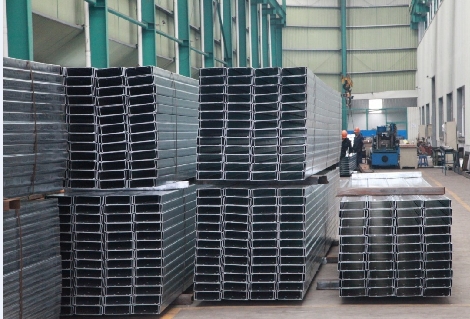 Purlins d'acciaio galvanizzati dei corredi di costruzione dell'acciaio per costruzioni edili per tutte le dimensioni 2