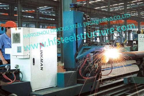 Il metallo ampio Clearspan industriale ripara Preengineered AISC 80 x 110 5