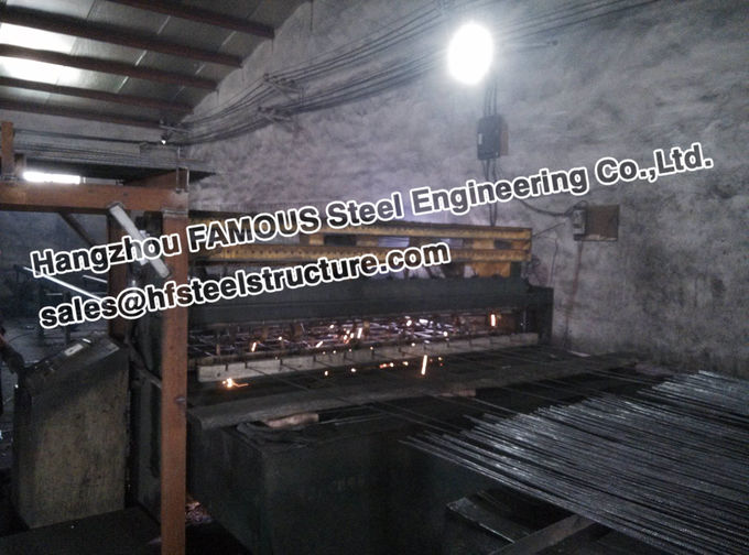 Acciaio che rinforza la struttura in cemento armato rettangolare Buldings della rete metallica 0